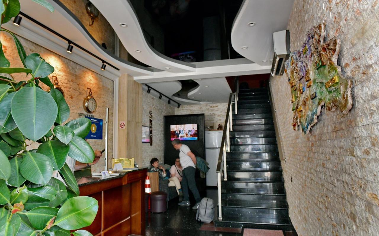 Antika Hotel Batumi Exterior foto